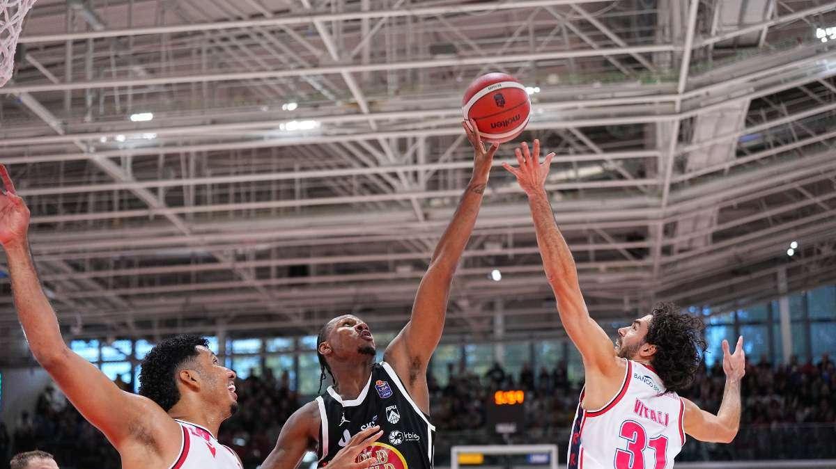 APU Udine, Spencer protagonista nelle migliori giocate della prima giornata di LBA