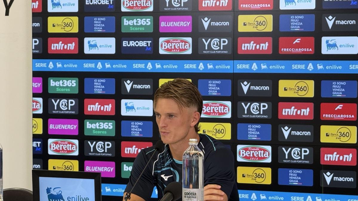 Lazio, Gudmundsson in conferenza: "Segnare all'esordio è speciale"