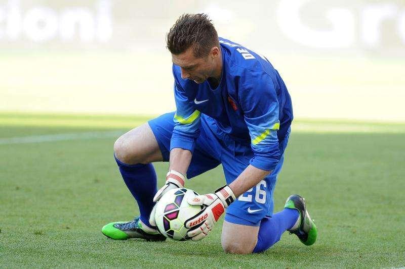 De Sanctis verso la riconferma: Karnezis si allontana da Roma