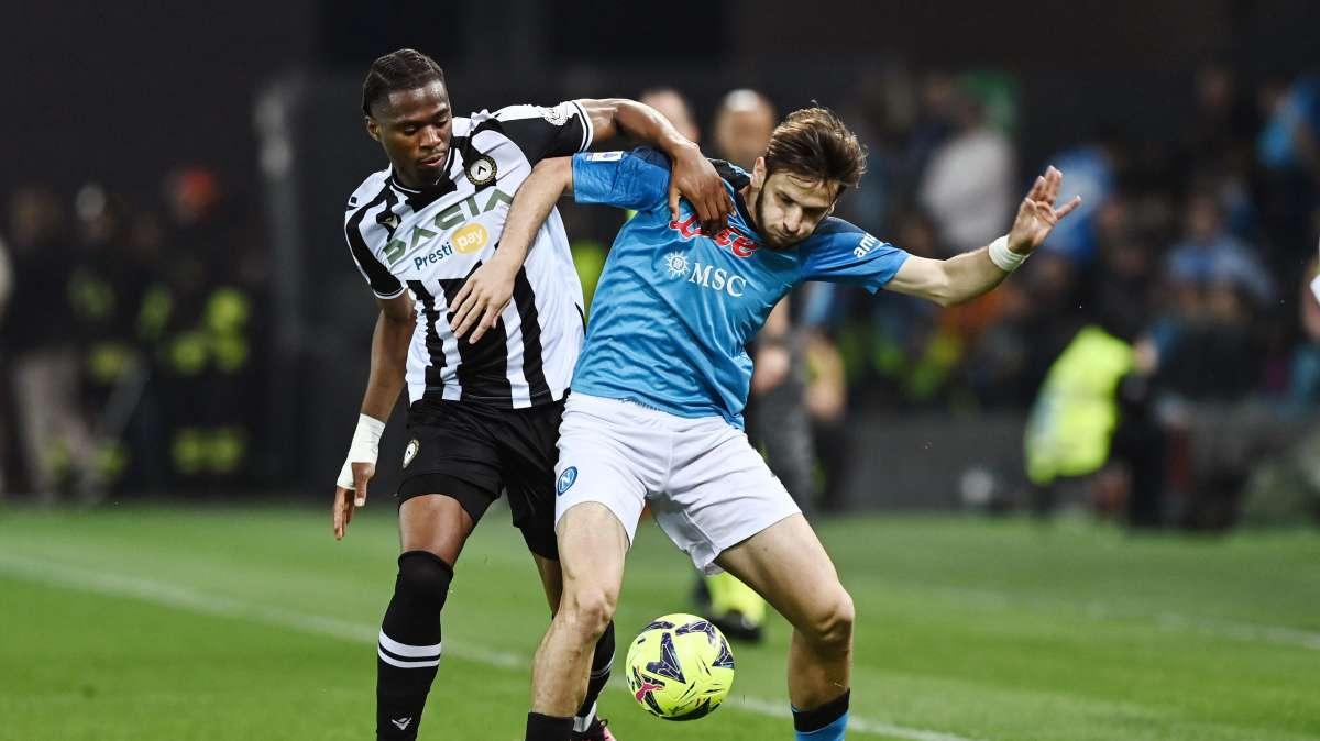 Udinese, stagione finita per Ehizibue: lesione del crociato 