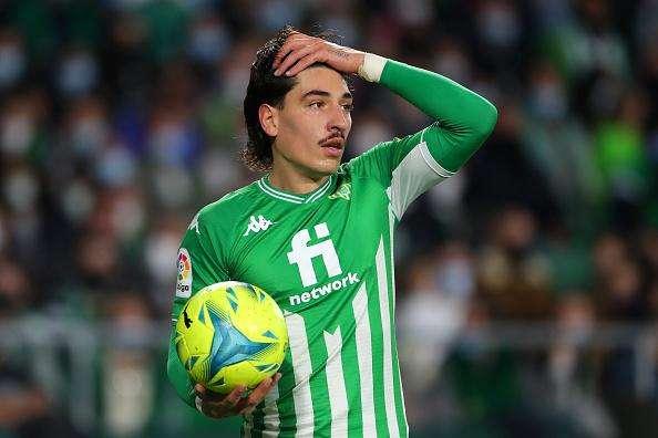 L'Udinese continua a spingere per Bellerin, lui preferirebbe la Spagna