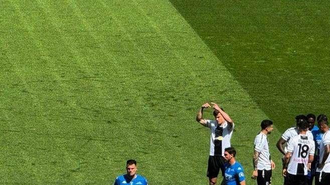Udinese-Empoli, problema muscolare per Success: fuori dopo pochi minuti