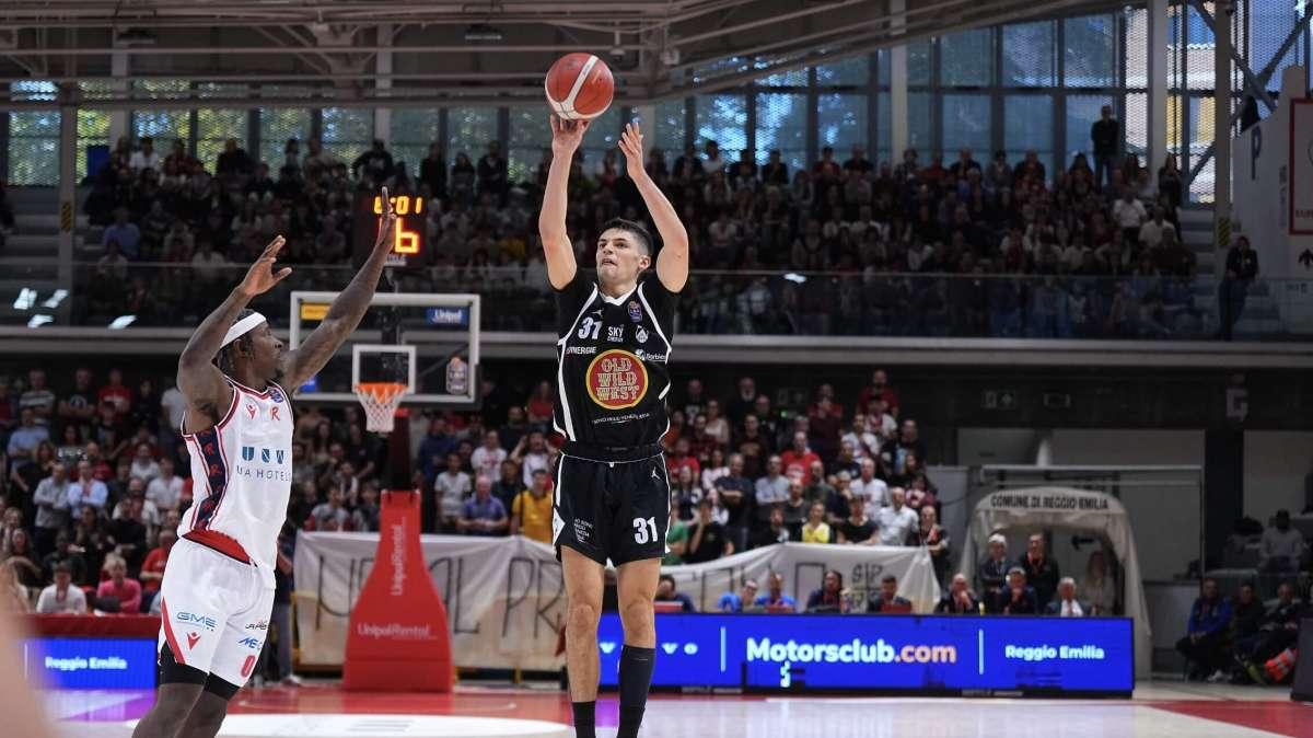 Unahotels Reggio Emilia-Apu Udine 76-71, LE PAGELLE: Brewton il migliore, la prestazione c'è
