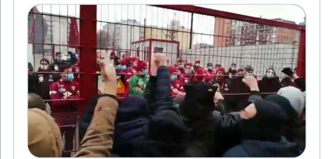 QUI TORINO - Squadra contestata al "Filadelfia"