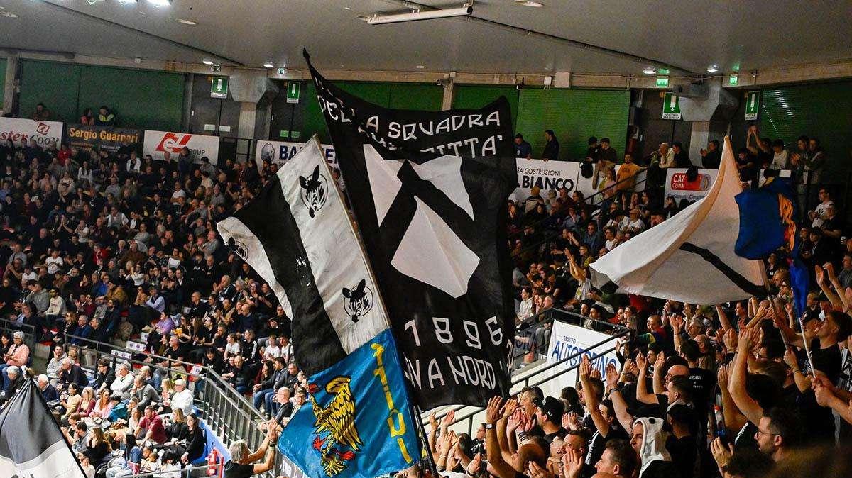 APU Udine-Rimini, da domani alle 10 in vendita altri biglietti su Vivaticket