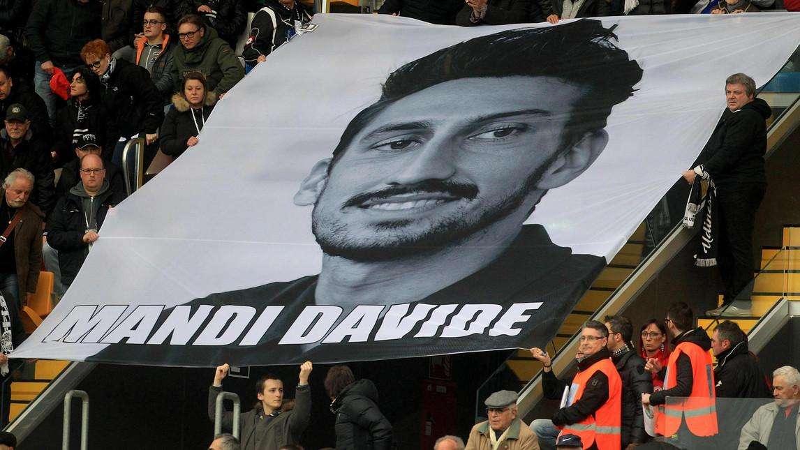 Udinese-Fiorentina, tra il ricordo di Astori, lo sciopero dei tifosi e una classifica che richiede punti