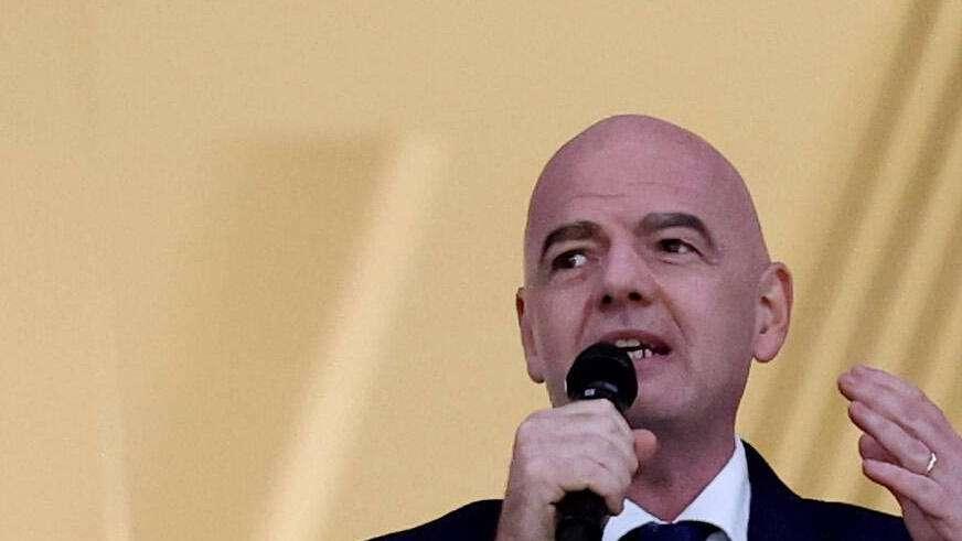 Il presidente della FIFA Infantino: "Fatti di Udine ripugnanti. In questi casi va comminata la sconfitta a tavolino"