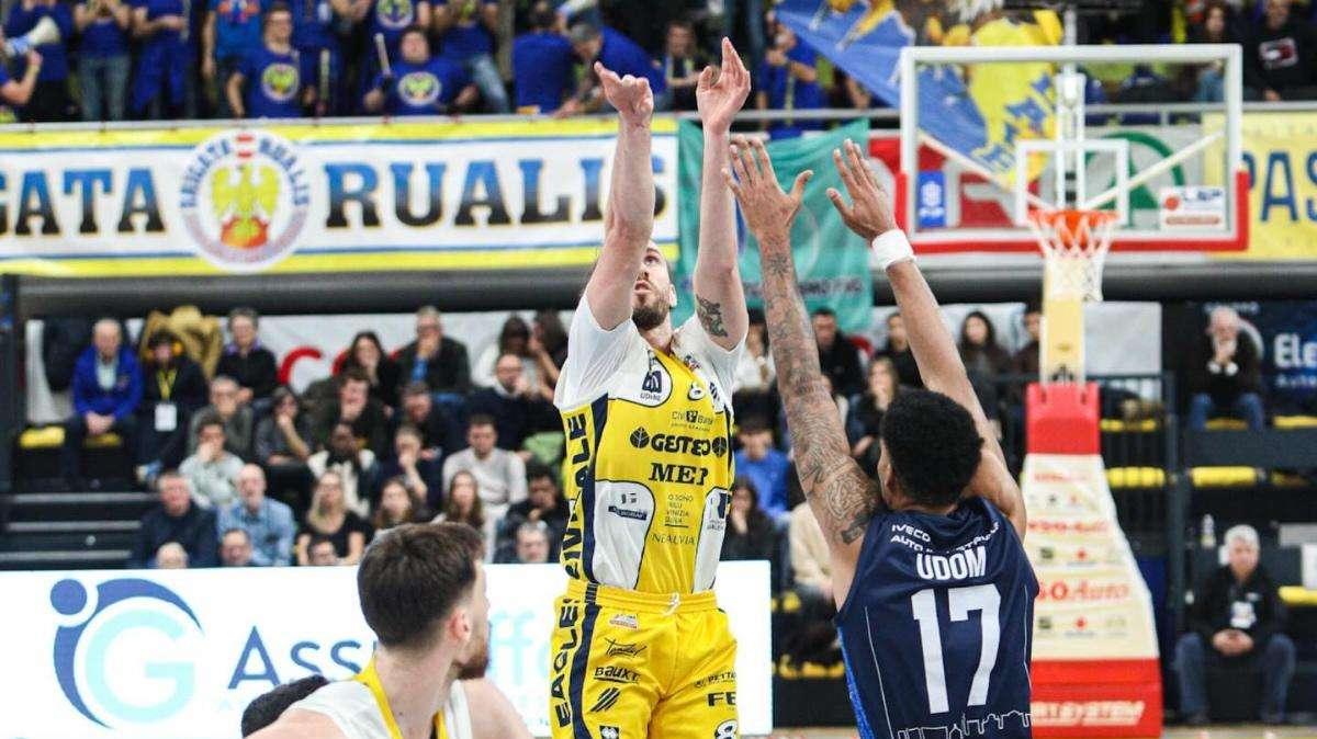 Serie A2, dove vedere Estra Pistoia-UEB Cividale in tv e in streaming 