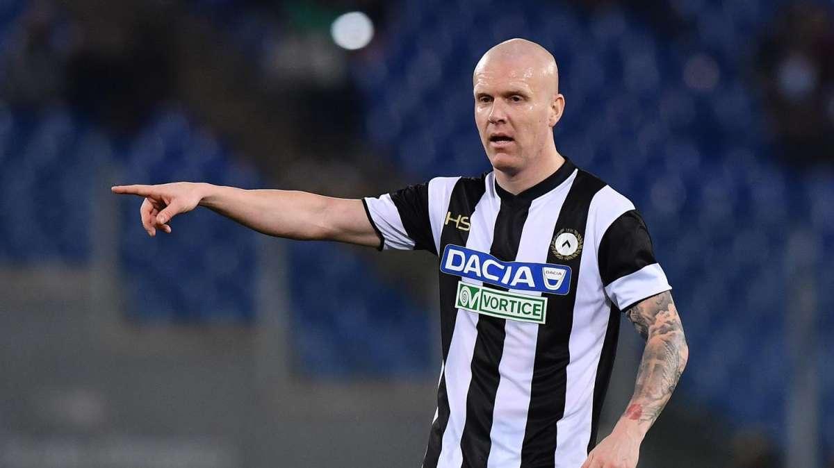 L'ex Udinese Hallfredsson appende gli scarpini al chiodo