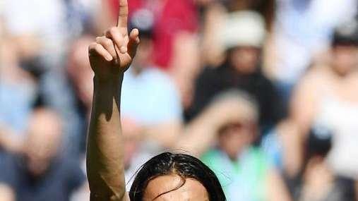 Cori per Felipe dalla curva friulana
