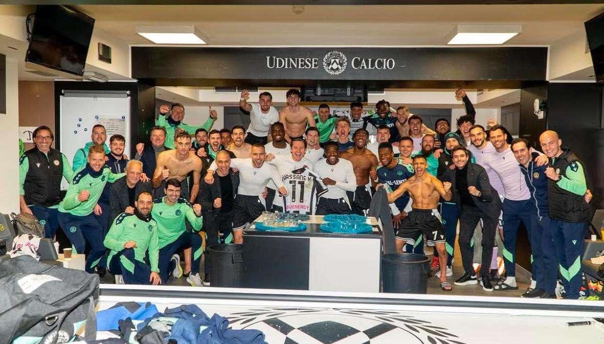 Udinese, con l'Empoli arriva la seconda vittoria di fila in casa: scatta la festa nello spogliatoio