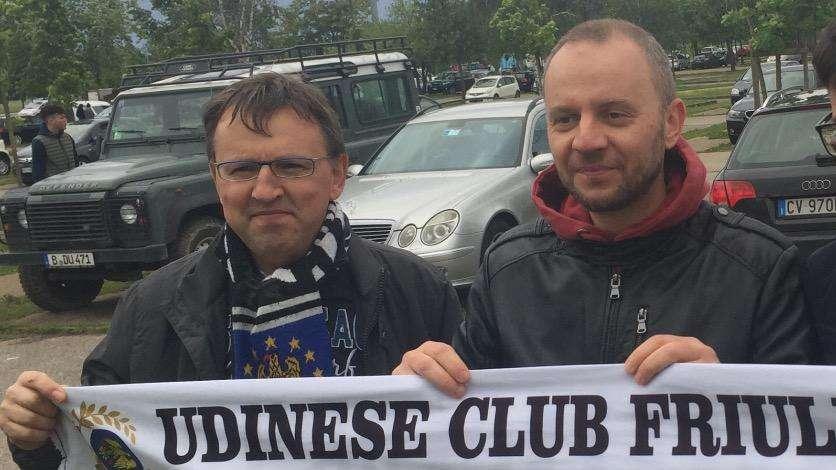 Tifosi da tutta Italia arrivati al Friuli per salutare Totò