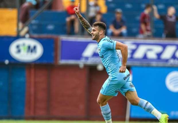 L'aria brasiliana fa bene a Vizeu: l'attaccante carioca subito in gol nel 3-0 del Gremio contro il Caxias