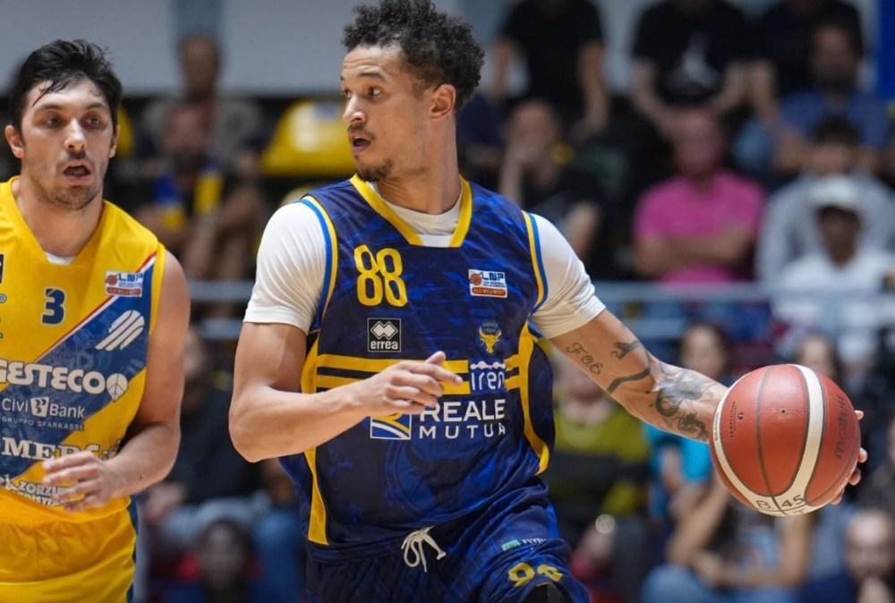 Torino-UEB Cividale 76-59, le PAGELLE dei DUCALI: Knight fuori ritmo, Ferrari ci prova