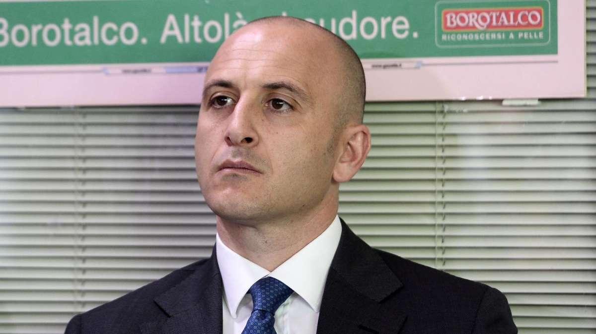 Inter, per la sinistra si valuta un bianconero e un ex