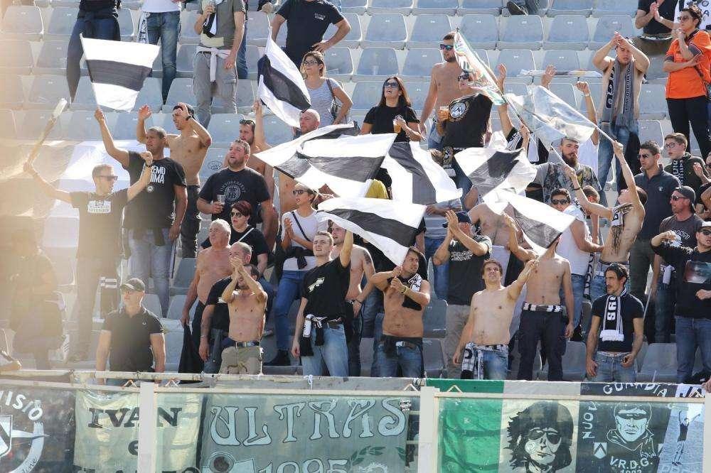 Stadi aperti ma Spadafora vuole lasciare fuori gli ultras
