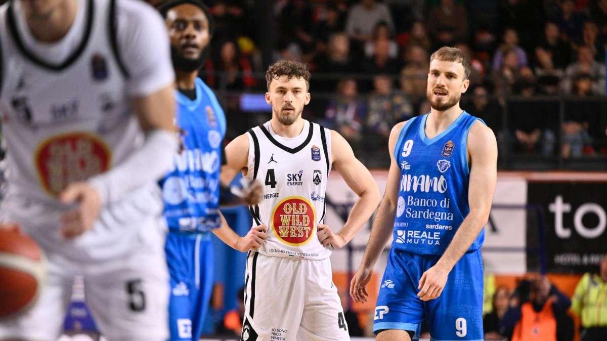Apu Old Wild West Udine-Dinamo Sassari 92-79, LE PAGELLE DEGLI AVVERSARI: i sardi ci provano ma non reggono l'urto
