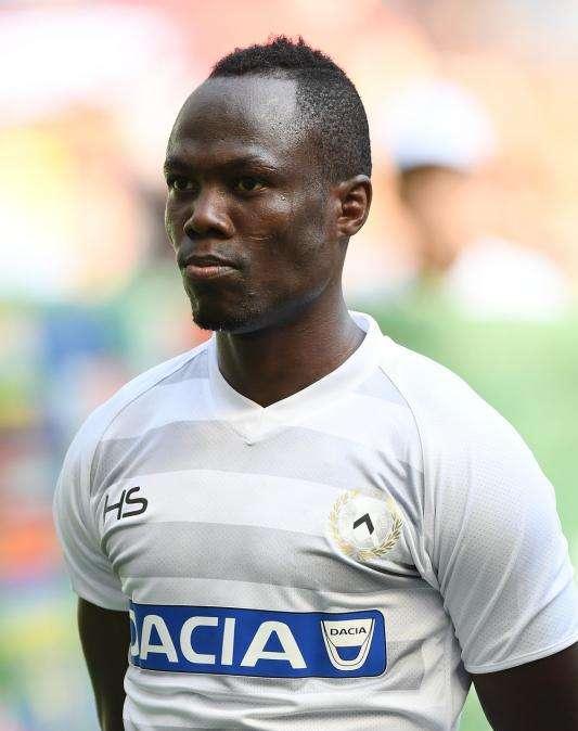 Altra defezione per Delneri: Badu è KO
