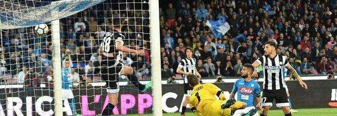 Napoli-Udinese, LE PAGELLE: Bizzarri presente, Nuytinck disastroso