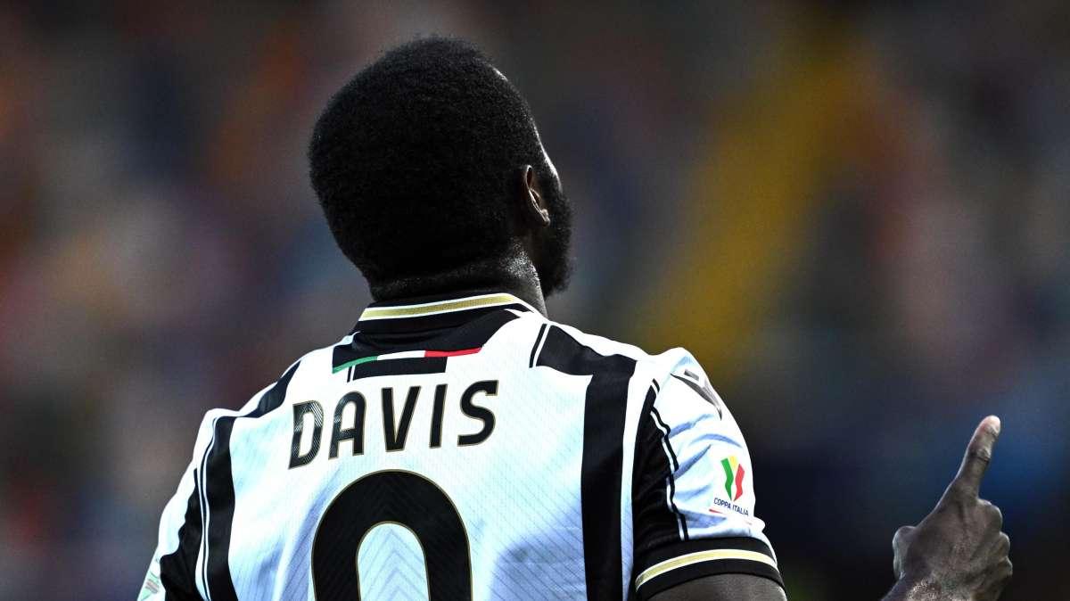 Lucca è del Napoli: ora il peso dell'attacco dell'Udinese è sulle spalle di Davis