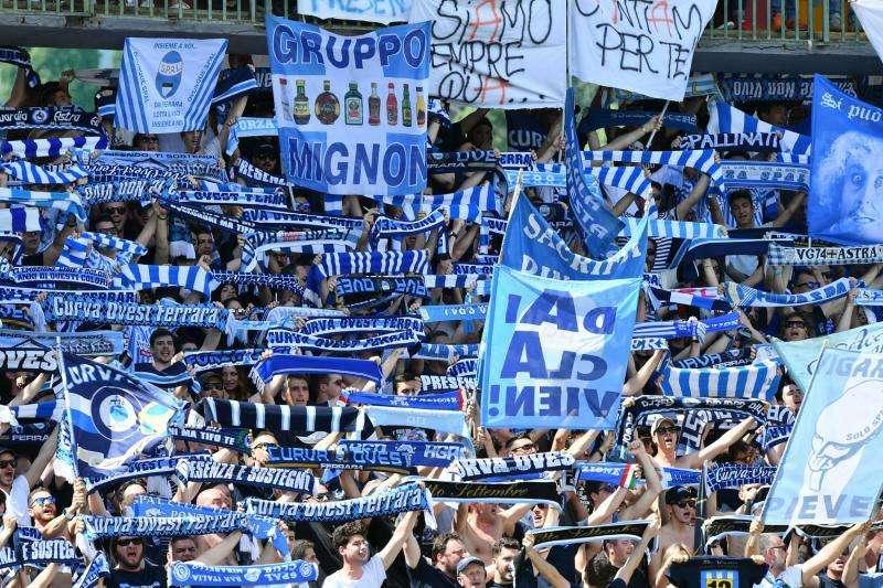Contatti fitti con la Spal: possibile operazione anche in entrata