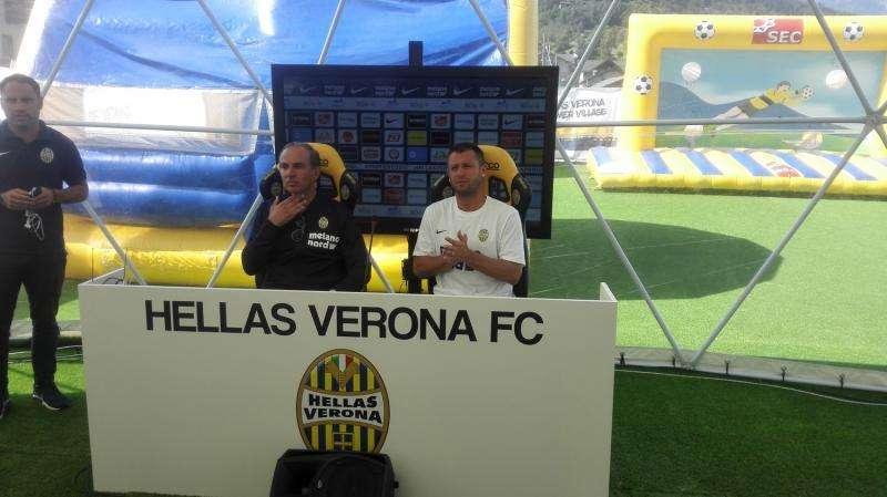 Cassano lascia l'Hellas ma non smetterà di giocare: "Sto benissimo, non lascio il calcio"
