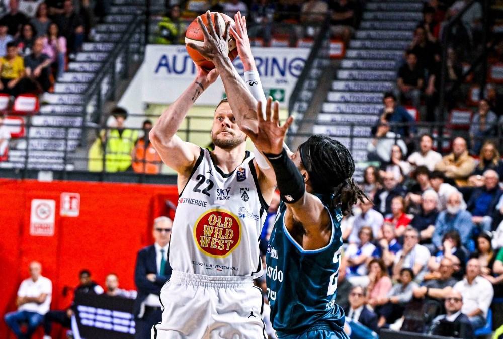 Cantù e APU Udine si ritrovano: il nuovo capitolo di una classica del basket
