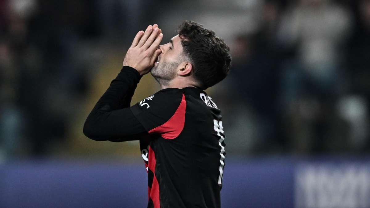 Il Milan sciupa il doppio vantaggio e il Parma rimonta: finisce 2-2 al Tardini