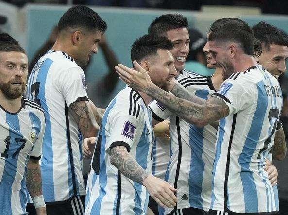 L'Argentina di De Paul e Molina ai quarti di finale in Qatar
