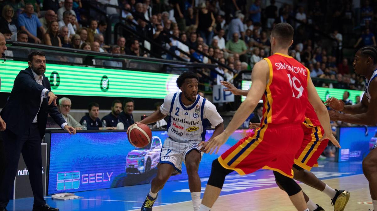 Tegola Treviso, brutto colpo in vista dell'Apu Udine: frattura al metacarpo per Chico Carter Jr,