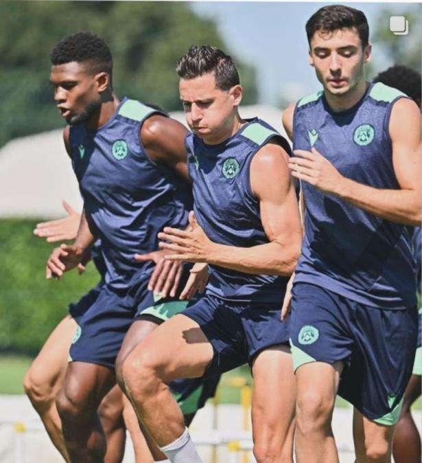 Thauvin ironico su Instagram: "La palestra sta iniziando a dare i suoi frutti"