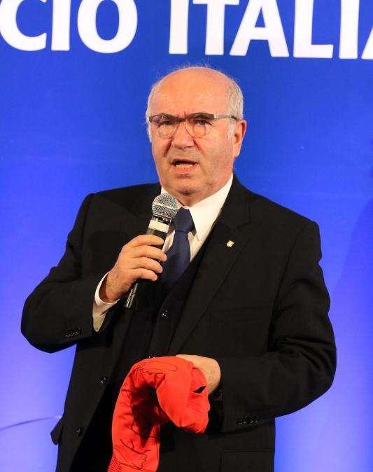 Tavecchio: "Ripuliremo il calcio dai delinquenti"