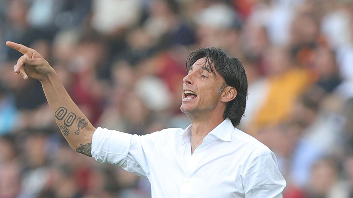 Carrarese, primo acquisto per l'allenatore Gabriele Cioffi