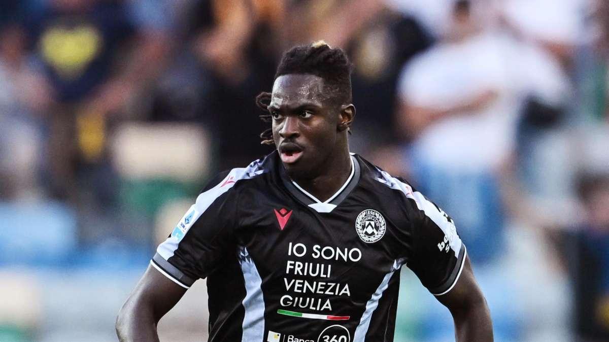 Oumar Solet: dalle umili origini al palcoscenico europeo