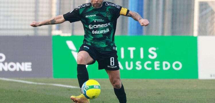 Il Pordenone non sa più vincere: pareggio in extremis col Mantova 