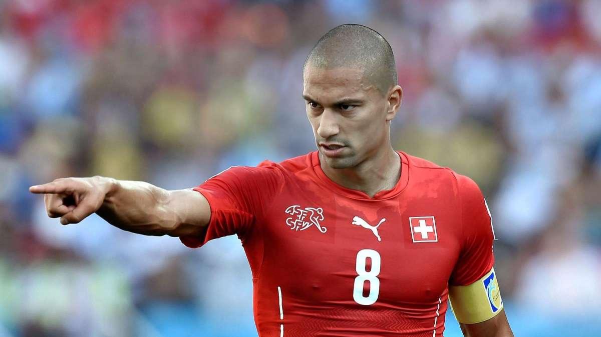 Inler sui fischi verso Insigne