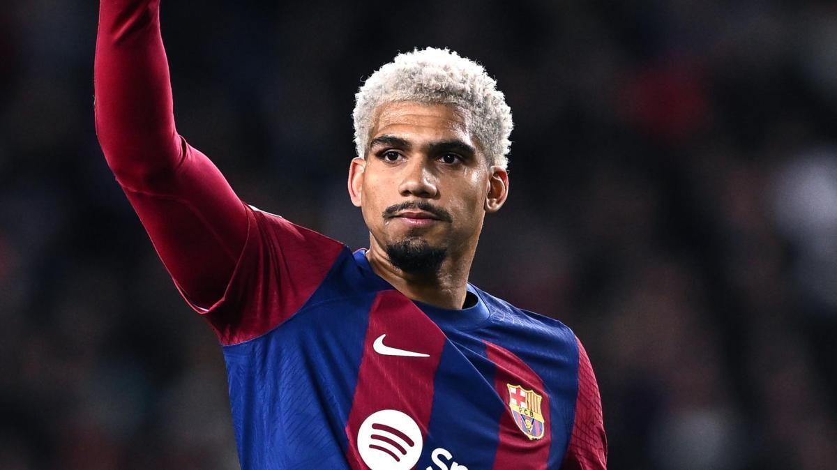 Colpo di scena Barcellona: Araujo salta l'Udinese per volare a Liverpool! Le 3 assenze di Flick