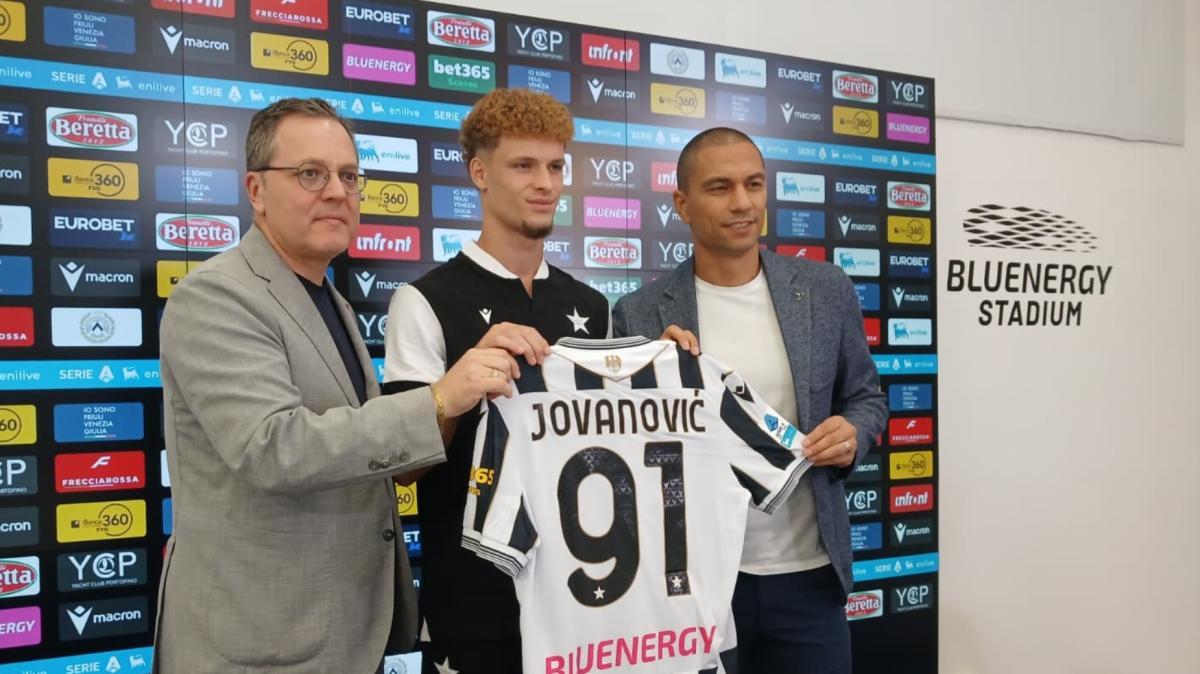 Udinese, Inler su Jovanovic: "Ha fame, vuole fare carriera e io sono a sua disposizione"