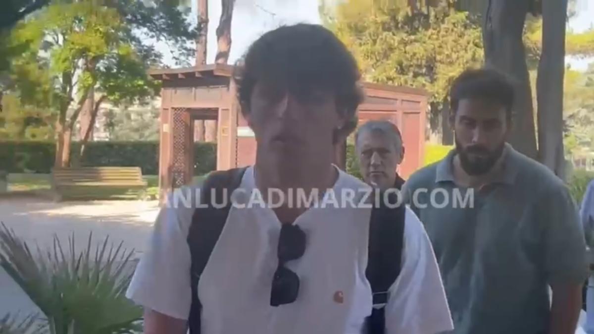 Udinese, Unai Gómez è arrivato a Villa Stuart per le visite mediche. VIDEO