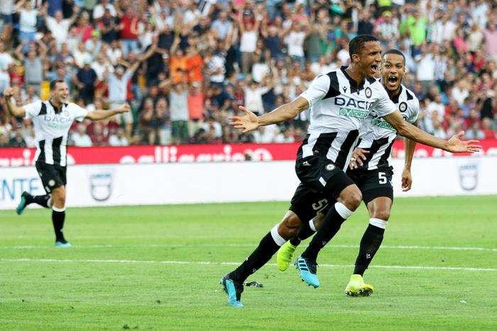 Inter-Udinese è anche la sfida tra chi subisce meno tiri nello specchio