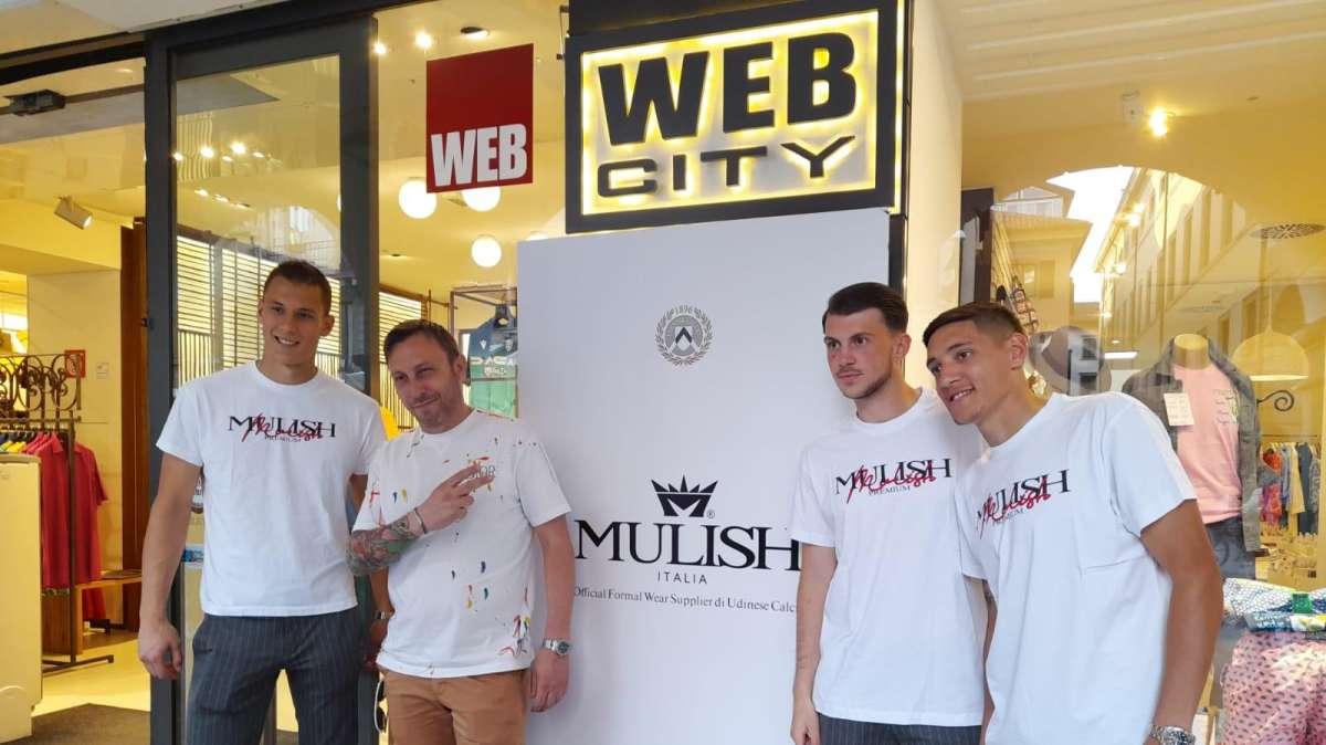 Benkovic, Molina e Samardzic in piazza a Udine per un brindisi con i tifosi