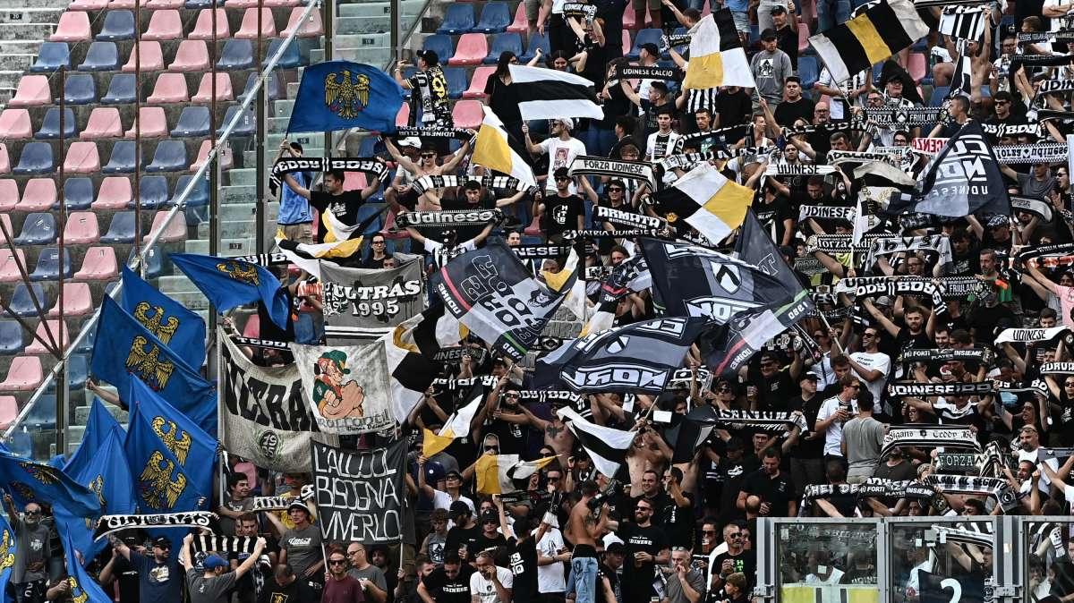 Udinese, ammenda di 1500 euro per lancio di fumogeno in campo