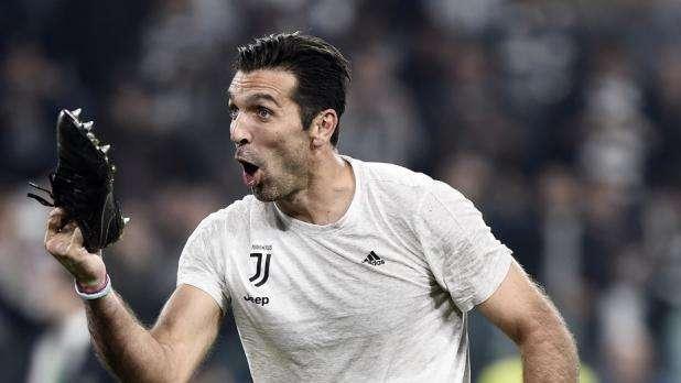 Juve, Buffon: "Con i 2-6 non si vincono i titoli. Dispiace per Bonucci"