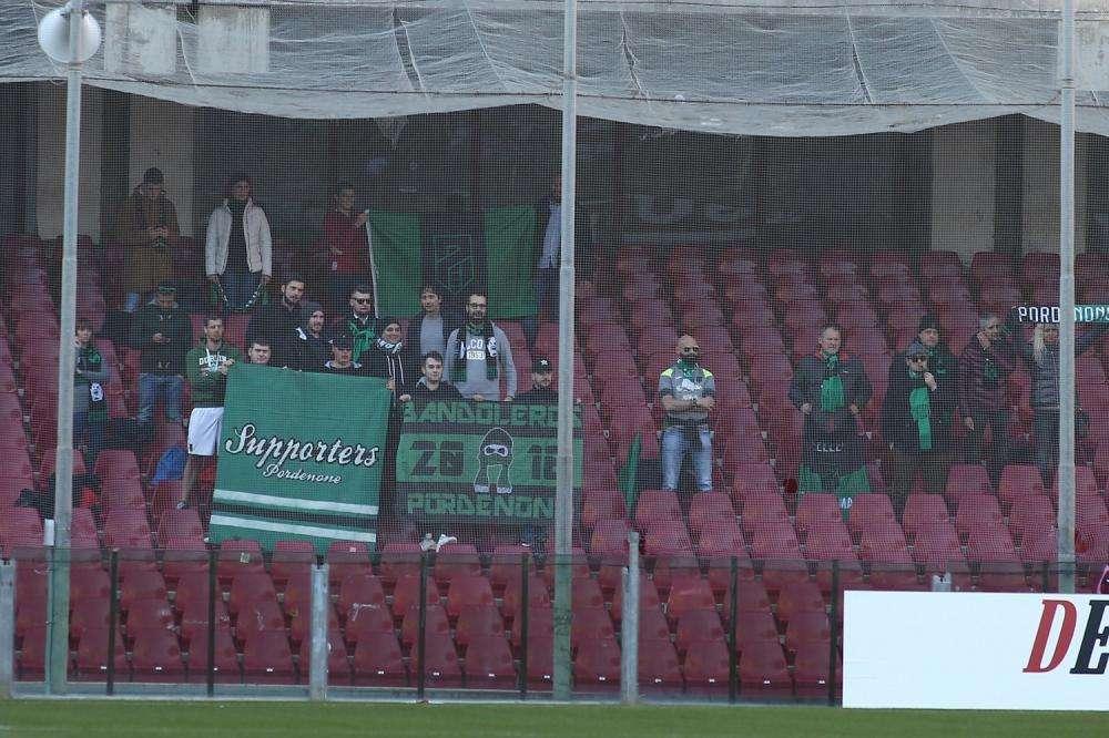 Pordenone, sogno play-off a rischio? Il presidente della Lega B Balata: "La speranza è riprendere a maggio"