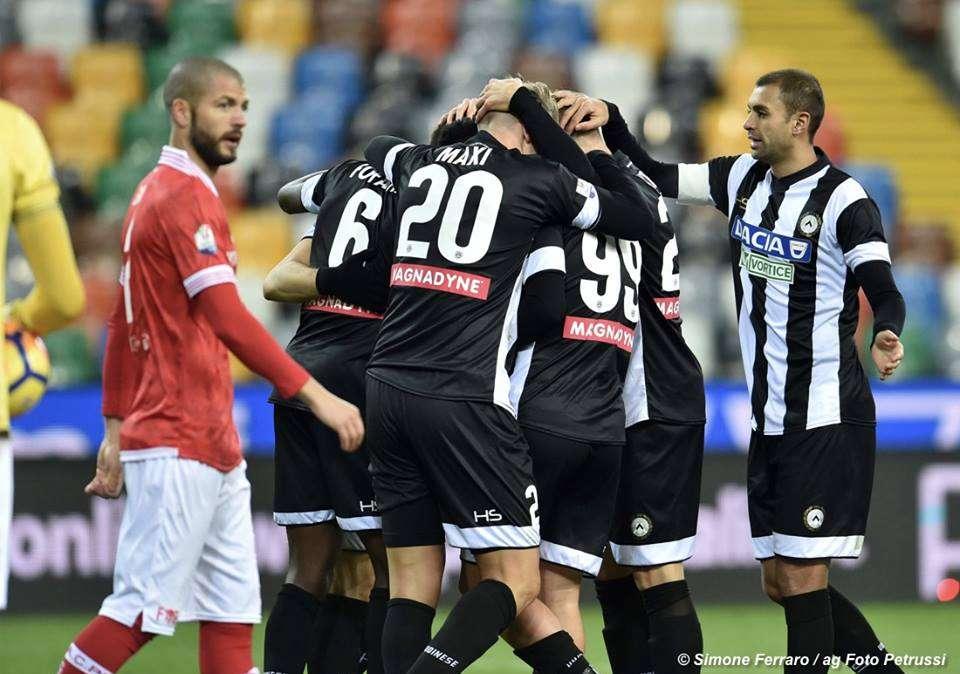 Contro il Crotone una gara da non sbagliare: fondamentale sarà uscire con punti dallo "Scida"
