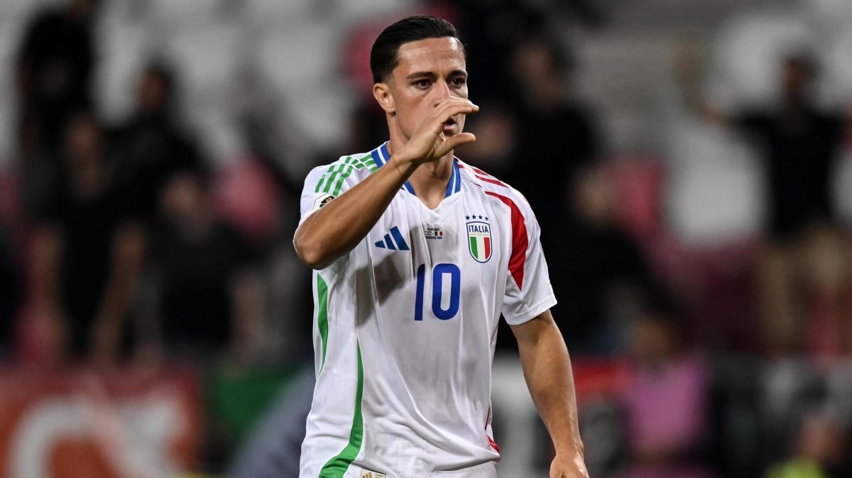 Italia, scelti i numeri di maglia contro il Belgio: la 10 a Raspadori