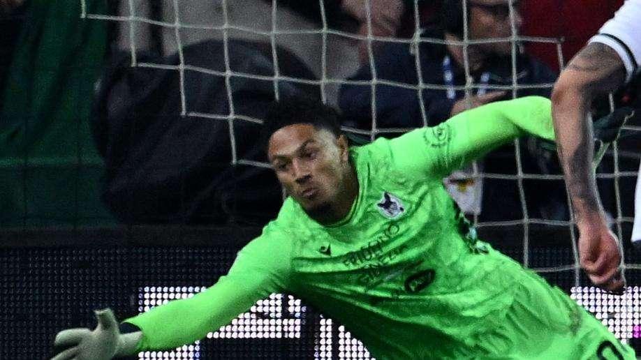 Udinese, la serata di Okoye: tante belle parate, ma con un'ingenuità