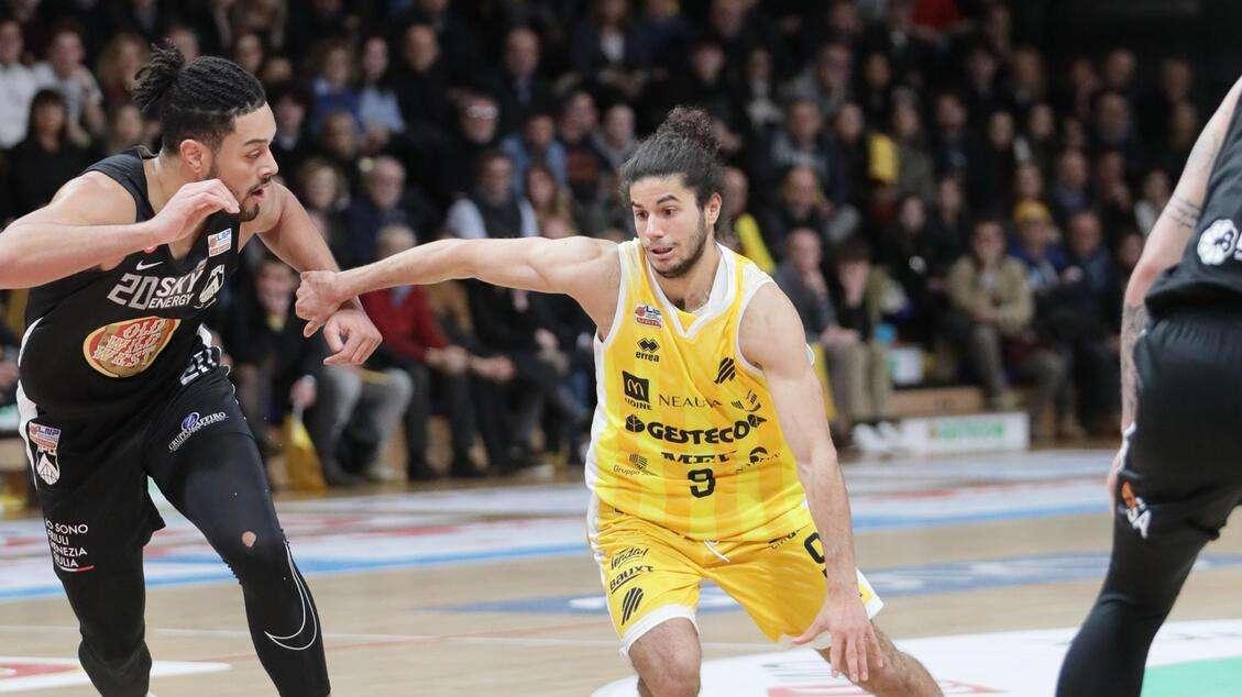 UEB Gesteco Cividale-Apu Old Wild West Udine 67-66, LE PAGELLE: Rota MVP, Gaspardo flop. Briscoe da solo non basta