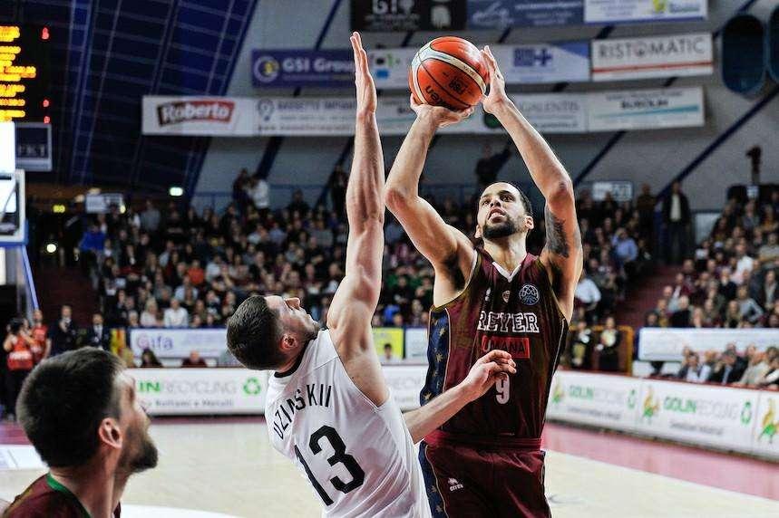 La Reyer a un passo dall'impresa, con Novgorod finisce 84-66