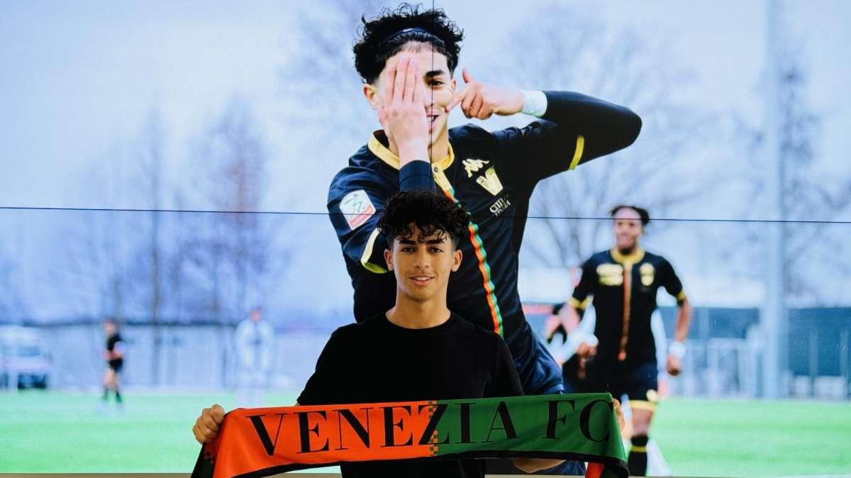 Venezia Primavera, El Haddad firma il suo primo contratto da professionista